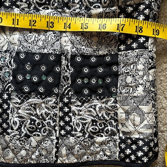 SilkLand Vintage Quilted Patchwork 100% Silk Jacket Black White Large Sequins - Picture 7 of 8